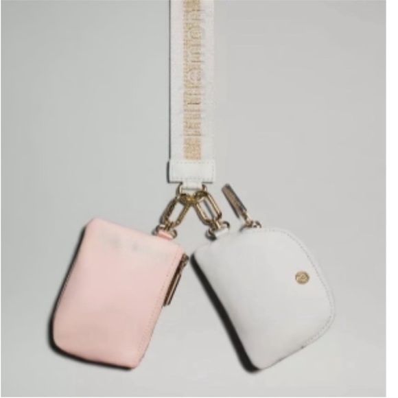 lululemon athletica Handbags - ✨Free with Purchase ✨Lululemon Dual Pouch Wristlet